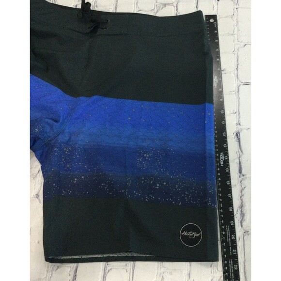 Hooked Soul Board Shorts Men’s Size 38 Color Blue 4 Way Stretch Bottle Opener - Picture 8 of 9